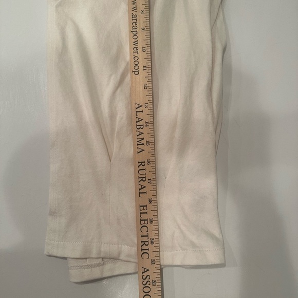 Madewell Tee - Structured V Neck Tee, Cream 
Sz Large Casual Neutral Versatile - Picture 6 of 8